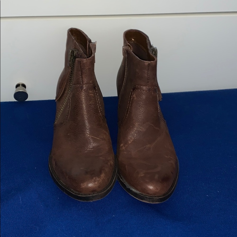 Nine West Brown booties